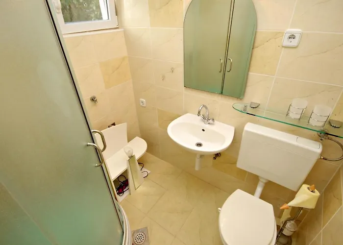 With Parking Space Biograd Na Moru, Biograd - 5282 Апартаменты Биоград-на-Мору